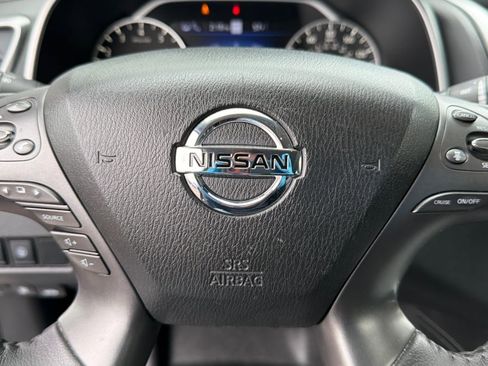 Used 2020 Nissan Murano SL image 16