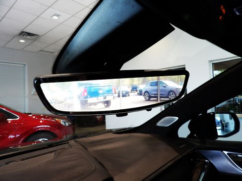 Used 2022 Cadillac XT5 Sportv w/ Platinum Package image 13