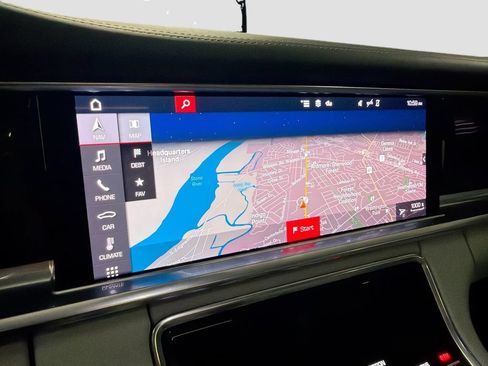 Certified 2021 Porsche Panamera image 14