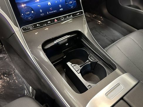 Certified 2024 Mercedes-Benz CLE 300 4MATIC Coupe image 28