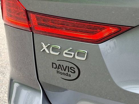 Used 2019 Volvo XC60 T6 Momentum w/ Protection Package Premier AWD/4WD image 30