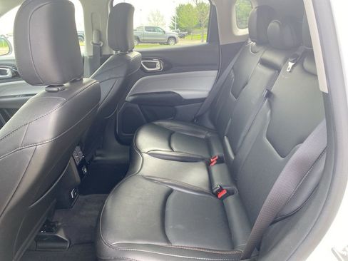 Used 2022 Jeep Compass Limited AWD/4WD image 18