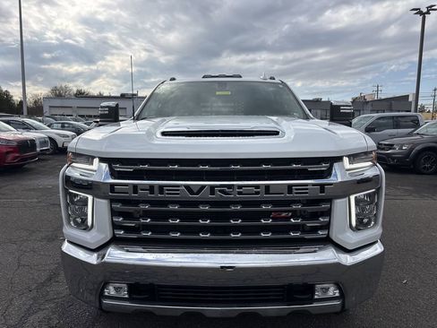 Used 2021 Chevrolet Silverado 3500 LTZ w/ LTZ Convenience Package image 8