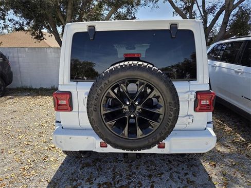 Used 2024 Jeep Wrangler Unlimited High Altitude image 6