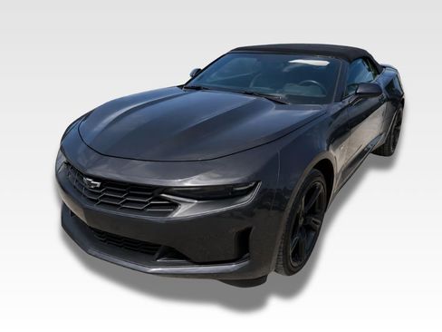 Used 2021 Chevrolet Camaro LT RWD image 1