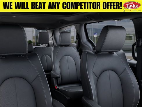 New 2026 Chrysler Pacifica Limited AWD/4WD image 27