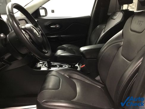 Used 2023 Jeep Cherokee Altitude Lux w/ Lux Elite Package AWD/4WD image 24