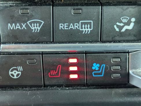 Certified 2024 Ford Expedition Max XLT AWD/4WD image 24