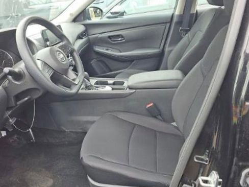 Used 2025 Nissan Sentra S image 2