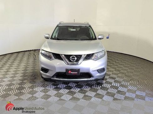 Used 2014 Nissan Rogue SV AWD/4WD image 2