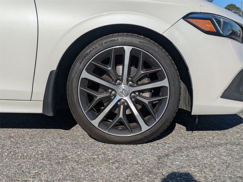 Used 2022 Honda Civic Touring image 12