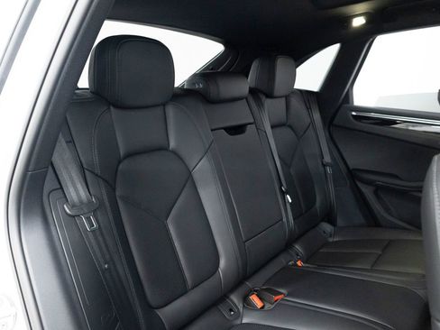 New 2026 Porsche Macan Turbo AWD/4WD image 33