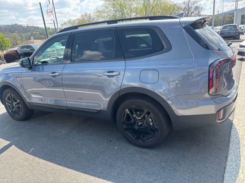 Used 2024 Kia Telluride SX X-Line image 3