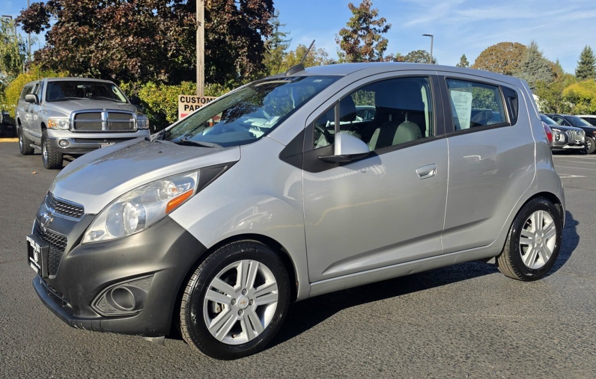 Used 2015 Chevrolet Spark LT FWD image 3