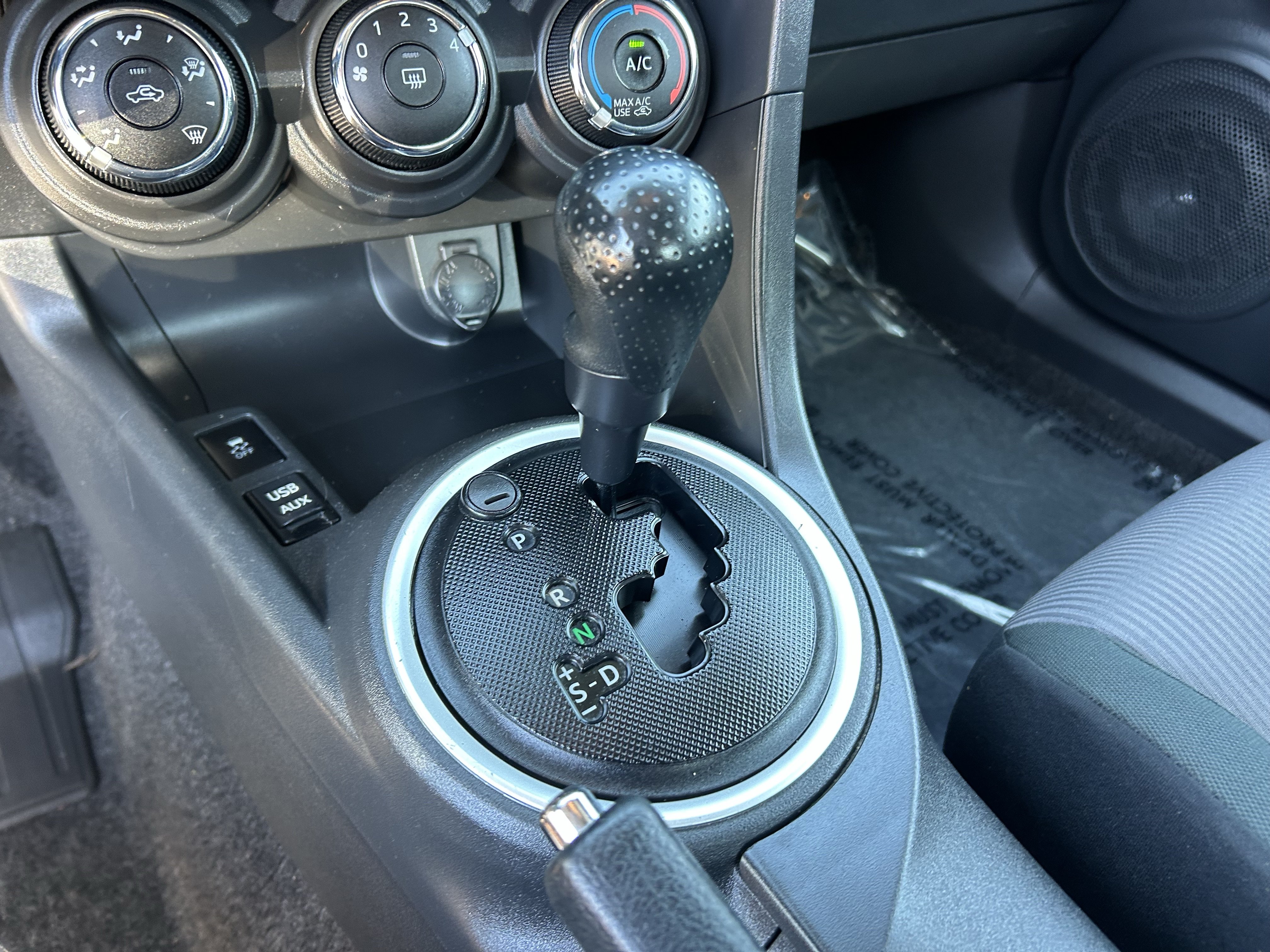 Used 2014 Scion tC FWD image 23
