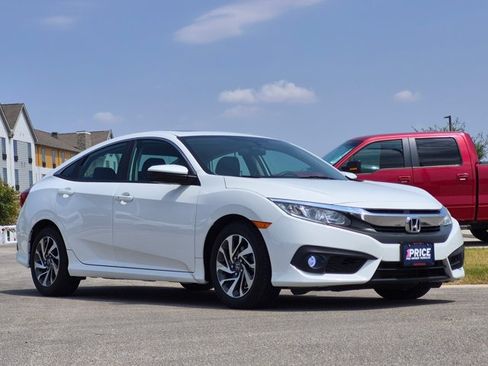 Used 2016 Honda Civic EX image 2