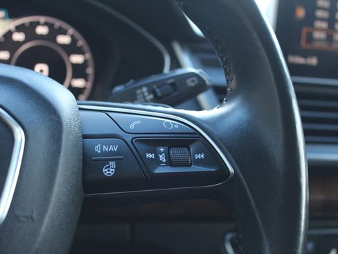 Used 2018 Audi Q5 2.0T Premium Plus w/ Premium Plus Package image 27