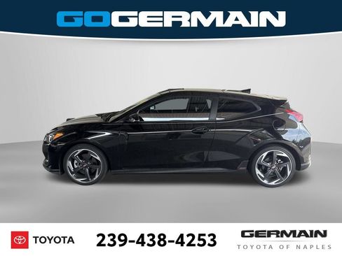 Used 2019 Hyundai Veloster Turbo FWD image 2