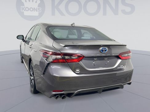 Used 2024 Toyota Camry SE image 4