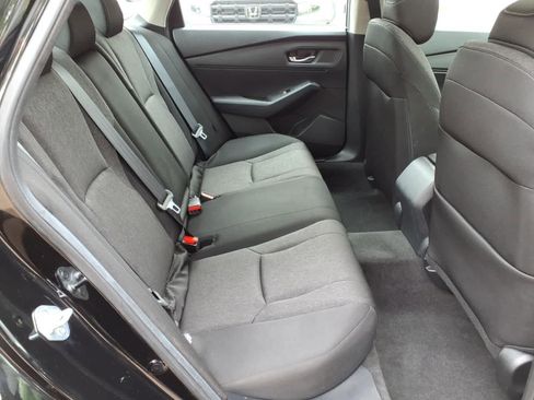 Used 2024 Honda Accord EX image 9