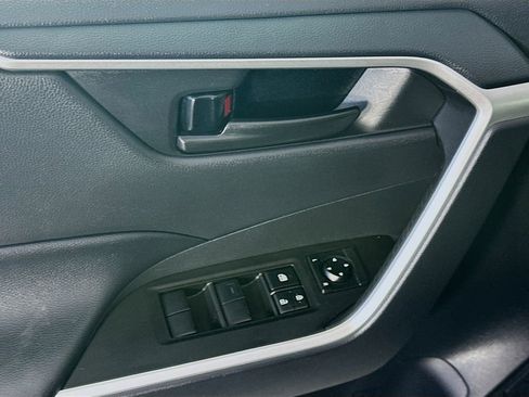 Used 2023 Toyota RAV4 LE AWD/4WD image 24