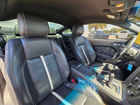 Used 2013 Ford Mustang GT Premium w/ Comfort Pkg RWD image 49