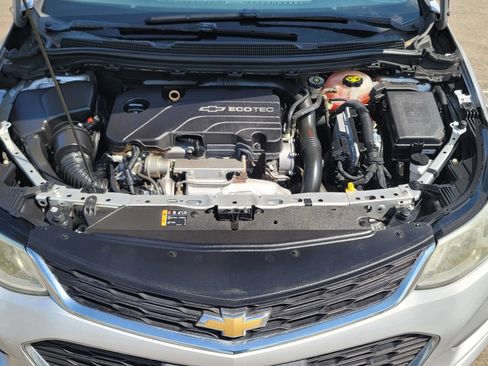 Used 2016 Chevrolet Cruze LS FWD image 21