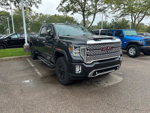Used 2020 GMC Sierra 2500 Denali w/ Denali Ultimate Package AWD/4WD image 3