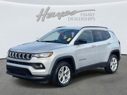 Used 2025 Jeep Compass Latitude