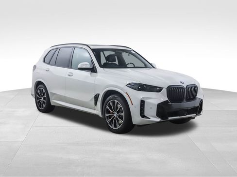 New 2026 BMW X5 xDrive50e w/ M Sport Package image 7