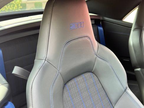 Certified 2025 Porsche 911 Carrera T RWD image 36