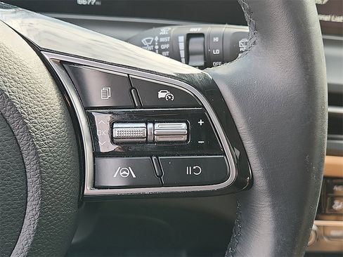 Certified 2024 Kia Seltos EX image 24