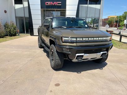 New 2025 GMC Hummer EV 2X w/ Extreme Off-Road Package