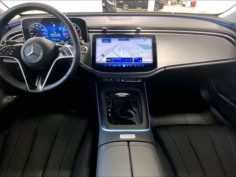 Used 2025 Mercedes-Benz E 350 Sedan image 15