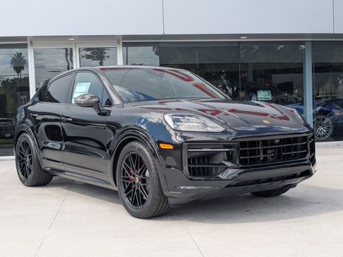 New 2026 Porsche Cayenne S image 7