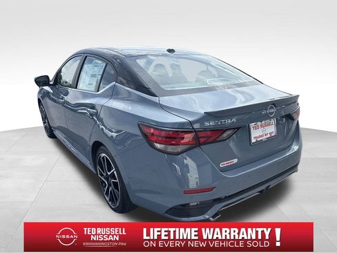 New 2025 Nissan Sentra SR image 5