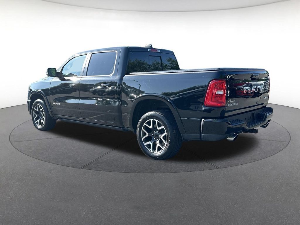 Used 2026 RAM 1500 Laramie AWD/4WD image 3