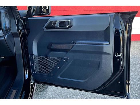 Used 2024 Ford Bronco Black Diamond image 20