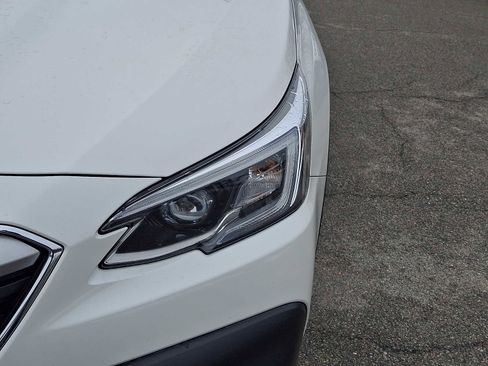Used 2020 Subaru Outback Limited image 10