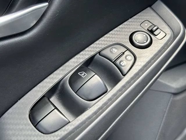Certified 2025 Nissan Sentra SV FWD image 29