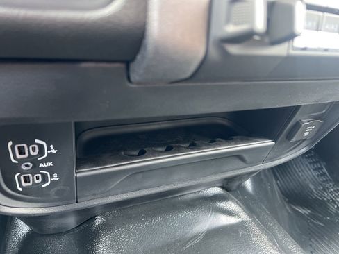 New 2026 RAM 2500 Tradesman w/ Chrome Appearance Group AWD/4WD image 26