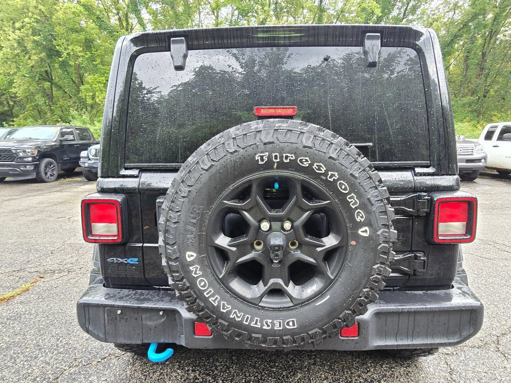 Used 2023 Jeep Wrangler Unlimited w/ Sun & Screen Package AWD/4WD image 8