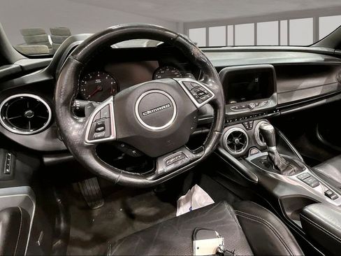 Used 2017 Chevrolet Camaro SS image 16