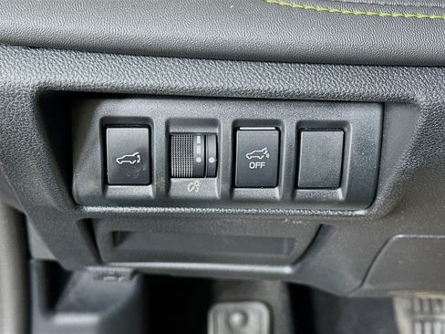 Used 2025 Subaru Outback Onyx Edition AWD/4WD image 17