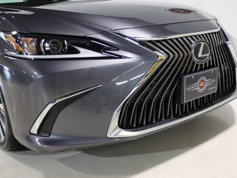 Used 2021 Lexus ES 250 w/ Premium Package image 21