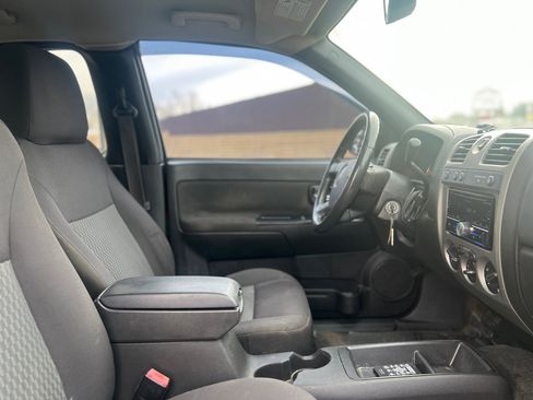 Used 2011 Chevrolet Colorado LT image 35