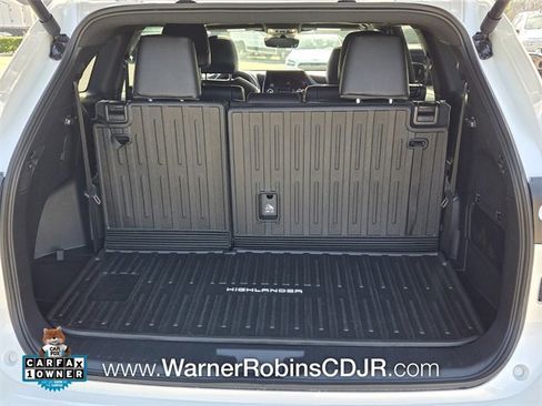 Used 2024 Toyota Highlander XSE image 14