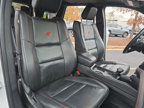 Used 2023 Dodge Durango GT image 10