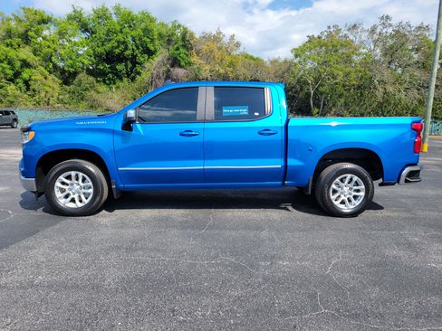 Certified 2023 Chevrolet Silverado 1500 LT w/ Convenience Package II image 12