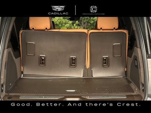 Used 2025 Cadillac Escalade ESV Premium Luxury w/ Touring Package AWD/4WD image 27